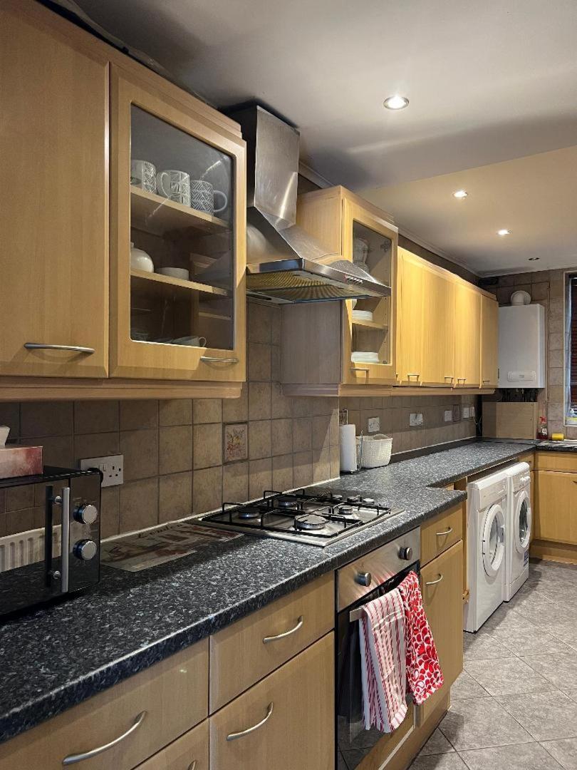 Apartamento For Up To 6, Next To Big Ben & Eye Londres